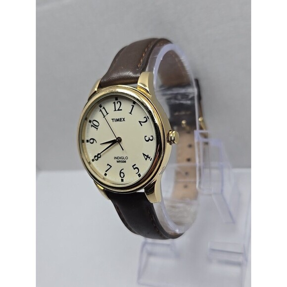 Timex Easy Reader Indiglo Gold Tone 35mm Quartz Watch Leather New Battery WR 30M - Picture 2 of 13